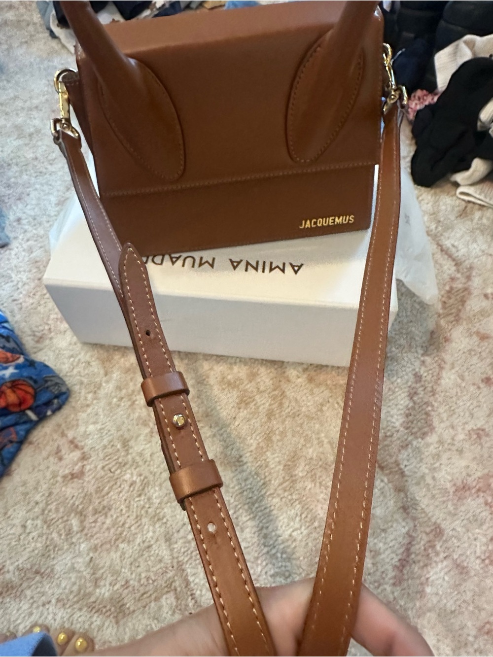 Jacquemus Tan Le Chiquito Top-Handle Bag - Picture 5 of 10